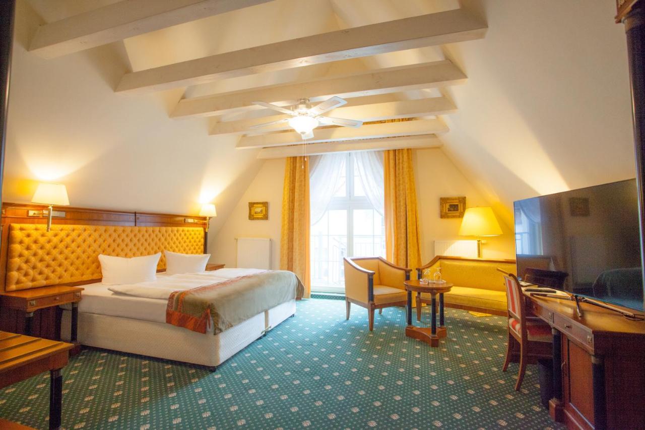 Stadthotel Herzog Ludwig Ландсхут Экстерьер фото